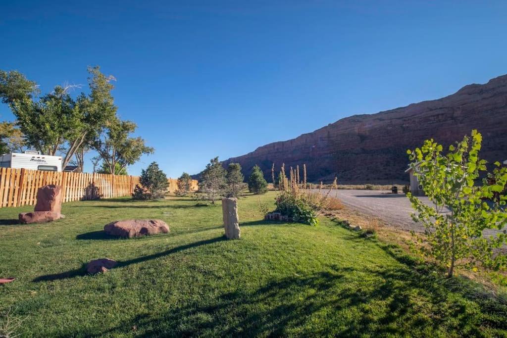 Redrock Moab Tiny House W Large Loft Site 8 Villa Dış mekan fotoğraf
